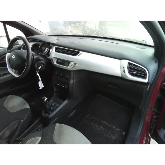 CITROEN DS3 '2010 1.4 16V GRANATE