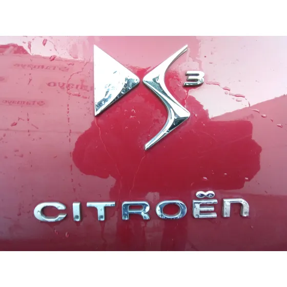 CITROEN DS3 '2010 1.4 16V GRANATE