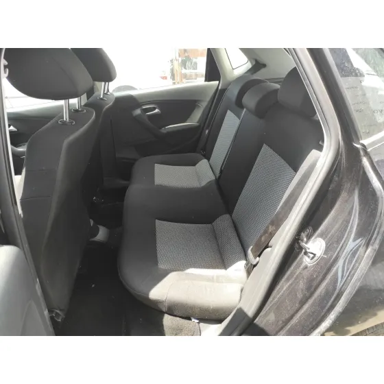 VOLKSWAGEN POLO (6R1) '2013 1.6 TDI AZUL
