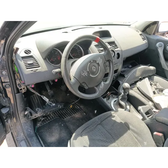 Renault MEGANE II (BM0/1_, CM0/1_) 2005