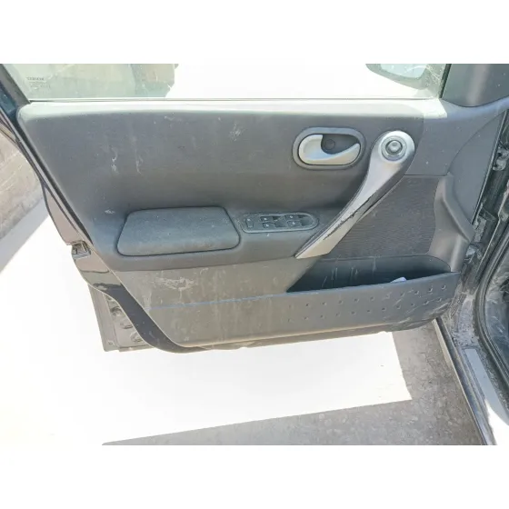Renault MEGANE II (BM0/1_, CM0/1_) 2005