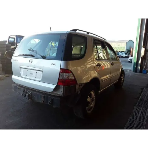 MERCEDES CLASE M (W163) '2003 270 CDI (163.113) PLATA