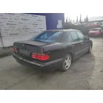 MERCEDES-BENZ CLASE E (W210) BERLINA DIESEL MERCEDES CLASE E (W210) BERLINA DIESEL '2001 * NEGRO 1995