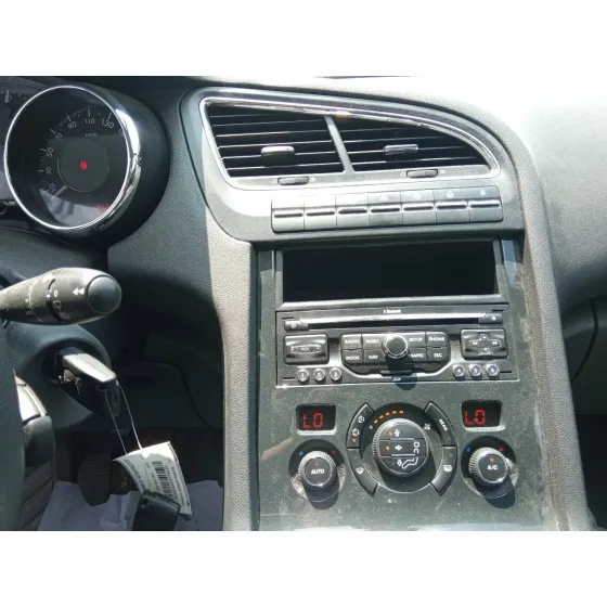 PEUGEOT 5008 '2011 SPORT PACK GRIS