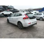 VOLVO V40 HATCHBACK (525) *12-11-25 2015