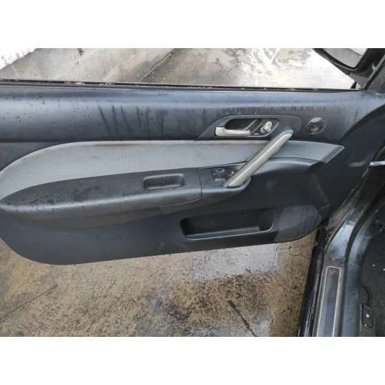 HONDA CIVIC BERLINA 3 (EP1/2) '2003 1.6 VTEC CAT (D 16 V 1) NEGRO