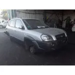 HYUNDAI TUCSON (JM) HYUNDAI TUCSON (JM) '2008 2,0 CLASSIC 4X2 GRIS 2008