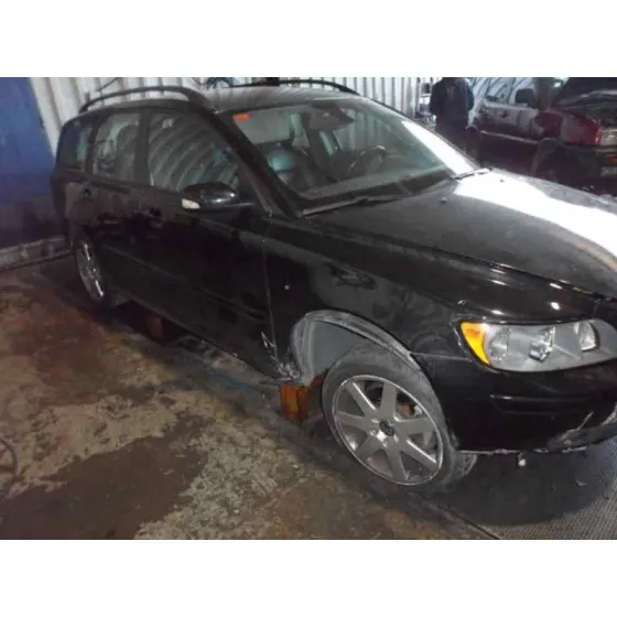 VOLVO V50 FAMILIAR '2006 2.0 DIESEL CAT NEGRO
