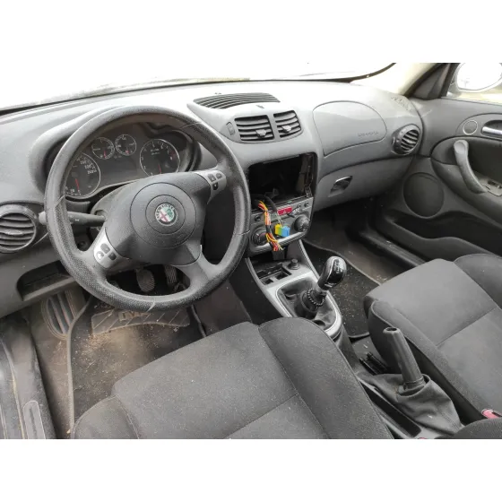 ALFA ROMEO 147 (190) '2007 1.6 16V CAT NEGRO