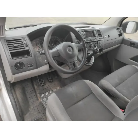 VOLKSWAGEN T5 TRANSPORTER (7E) '2015 2.0 TDI BLANCO