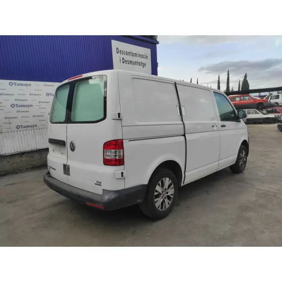 VOLKSWAGEN T5 TRANSPORTER (7E) '2015 2.0 TDI BLANCO
