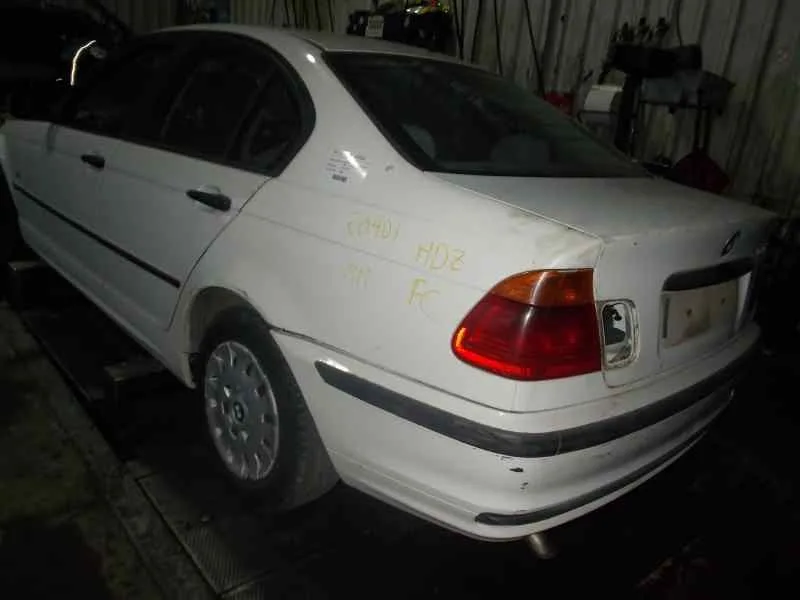 BMW SERIE 3 BERLINA (E46) BMW SERIE 3 BERLINA (E46) '2002 320D BLANCO 1998