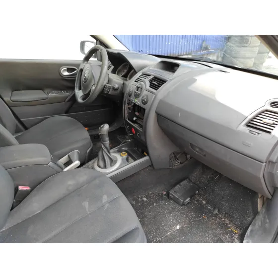 RENAULT MEGANE II BERLINA 5P '2003 1.5 DCI DIESEL AZUL