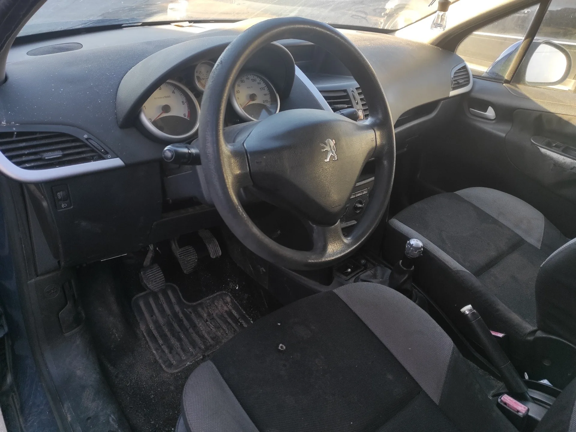 PEUGEOT 207 PEUGEOT 207 '2006 2006