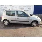 RENAULT CLIO II FASE II (B/CB0) RENAULT CLIO II FASE II (B/CB0) '2004 * GRIS 2001