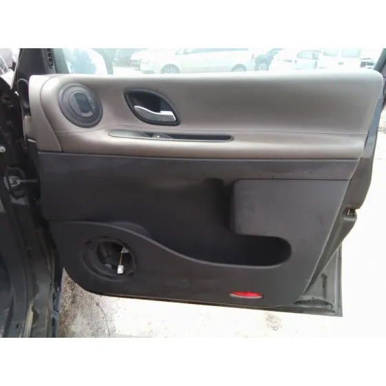 RENAULT ESPACE IV (JK0) '2005 3.0 V6 DCI TURBODIESEL CAT AZUL