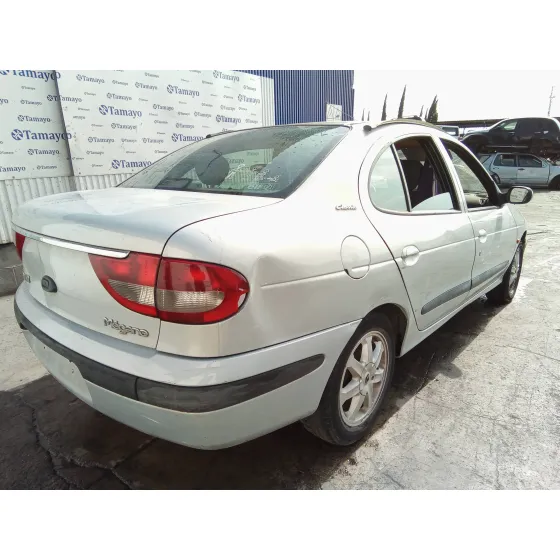 RENAULT MEGANE I CLASSIC (LA0) '2001 1.9 DTI DIESEL CAT AZUL CIELO
