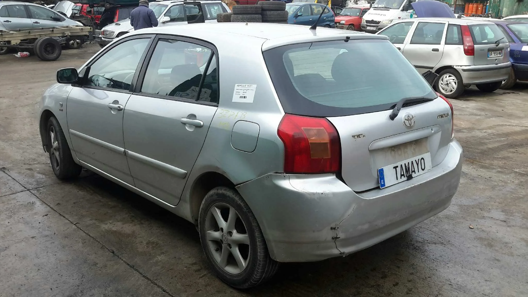 TOYOTA COROLLA (E12) TOYOTA COROLLA (E12) '2002 1.6 16V PLATA 2001