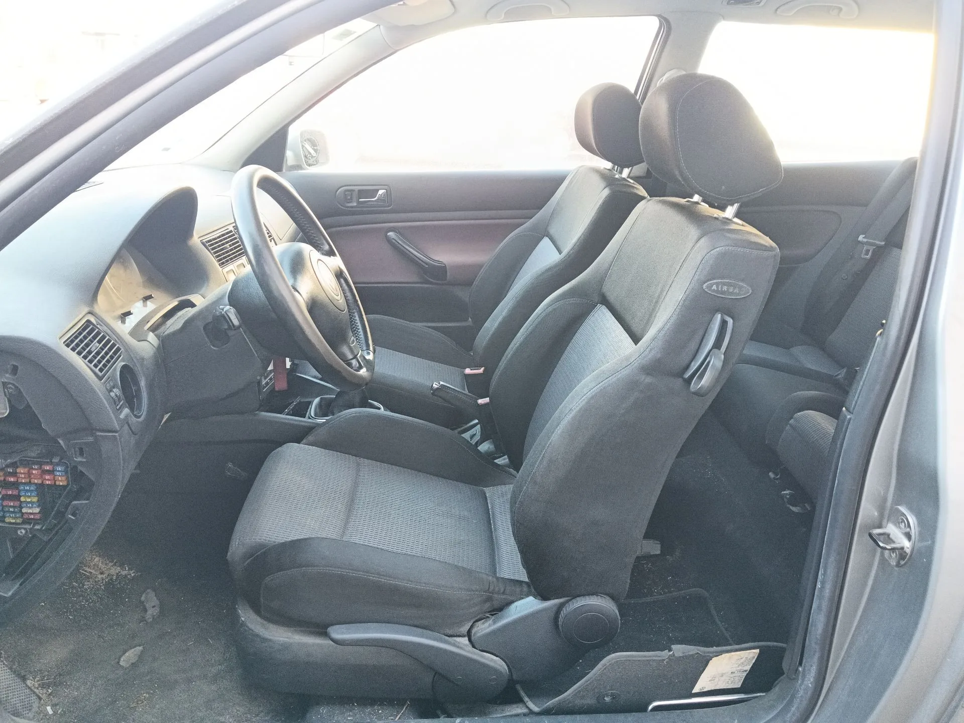VOLKSWAGEN GOLF IV (1J1)  1998