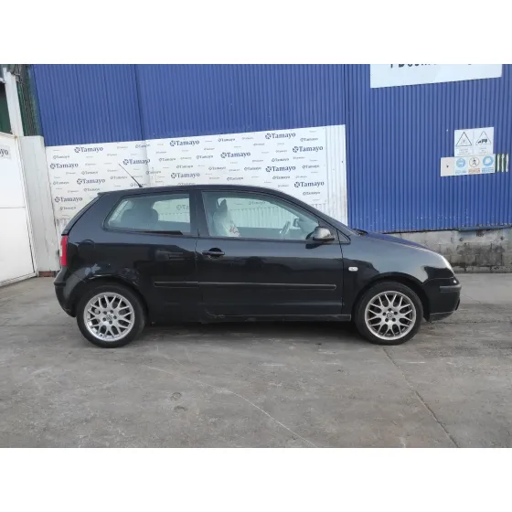 VOLKSWAGEN POLO (9N1) '2002 * NEGRO