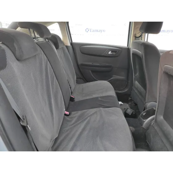 CITROEN C4 BERLINA '2004 1.6 16V HDI GRIS