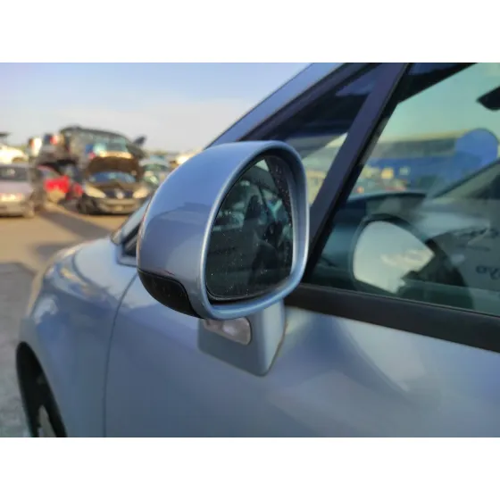 CITROEN C4 BERLINA '2004 1.6 16V HDI GRIS