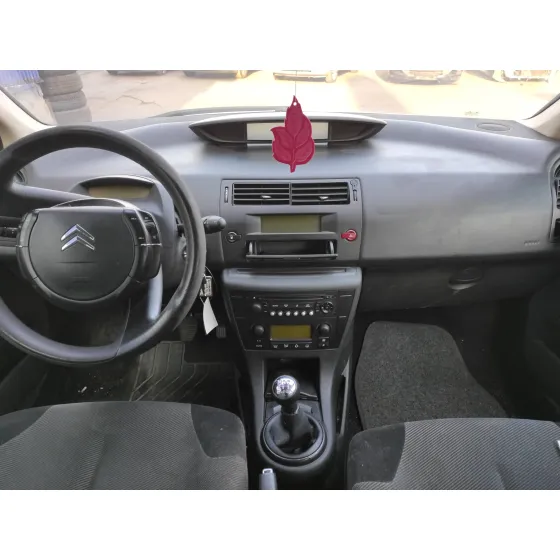 CITROEN C4 BERLINA '2004 1.6 16V HDI GRIS