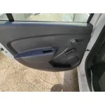 DACIA SANDERO DACIA SANDERO '2014 1.2 16V CAT BLANCO 2008