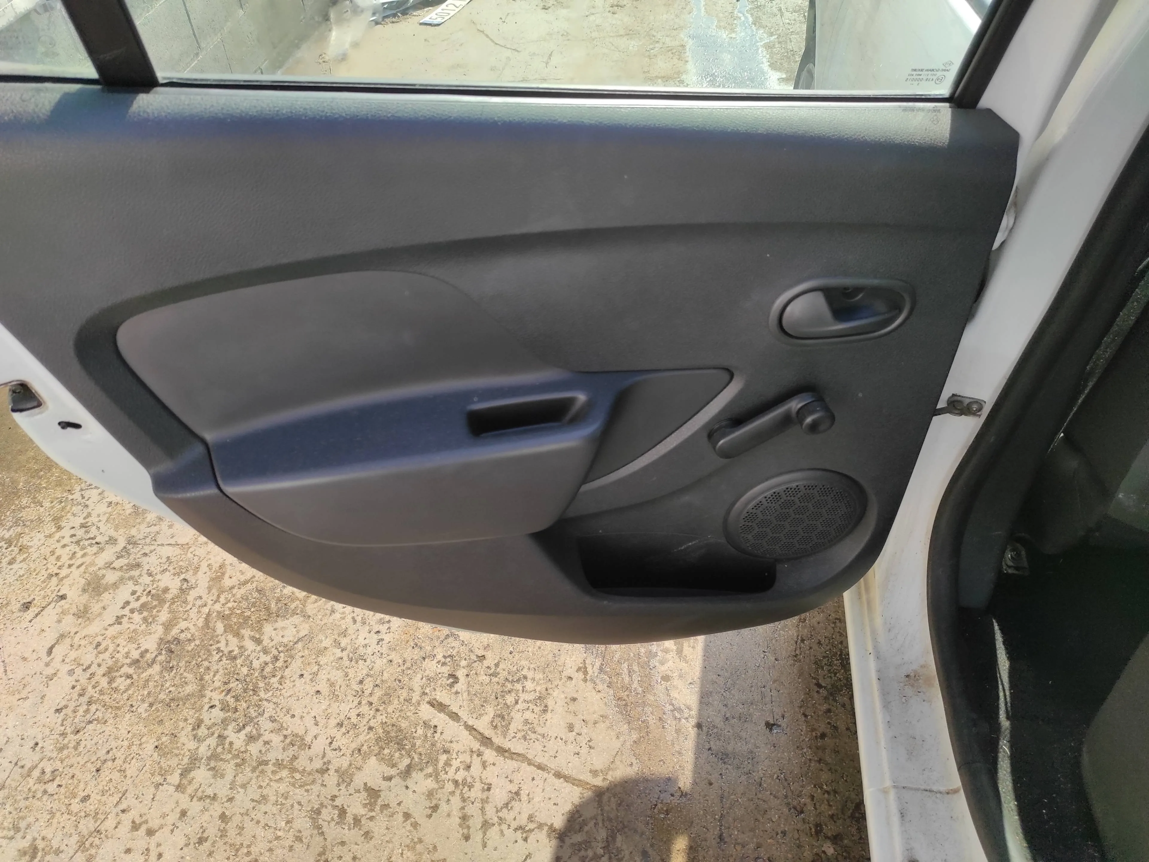 DACIA SANDERO '2014 1.2 16V CAT BLANCO