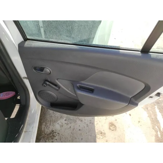 DACIA SANDERO '2014 1.2 16V CAT BLANCO