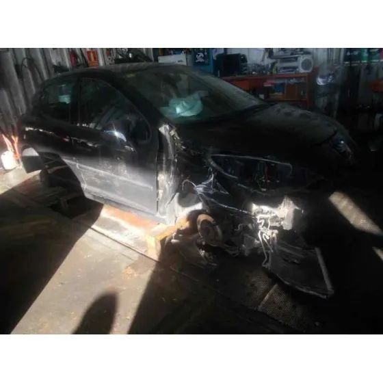 PEUGEOT 207 '2008 1.4 NEGRO