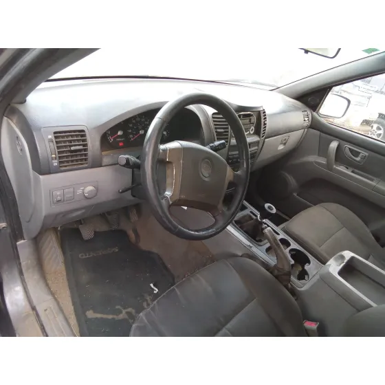 KIA SORENTO '2005 2.5 CRDI CAT GRIS