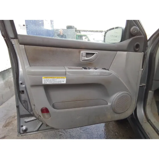 KIA SORENTO '2005 2.5 CRDI CAT GRIS