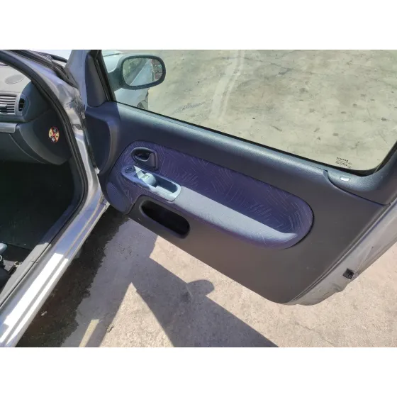 RENAULT CLIO II FASE II (B/CB0) '2002 1.5 DCI DIESEL PLATA