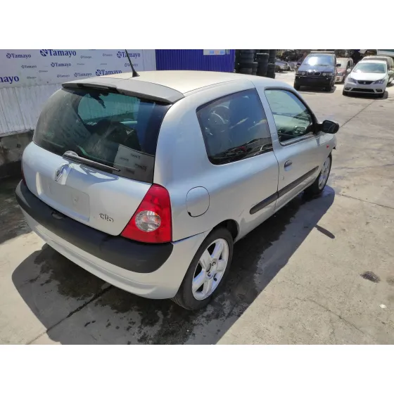 RENAULT CLIO II FASE II (B/CB0) '2002 1.5 DCI DIESEL PLATA