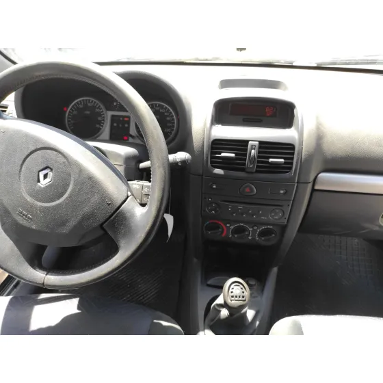 RENAULT CLIO II FASE II (B/CB0) '2002 1.5 DCI DIESEL PLATA