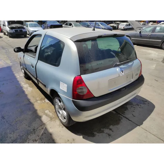 RENAULT CLIO II FASE II (B/CB0) '2002 1.5 DCI DIESEL PLATA