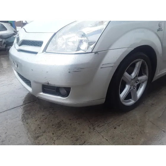 TOYOTA COROLLA VERSO (R1) '2006 2.2 D-CAT PLATA