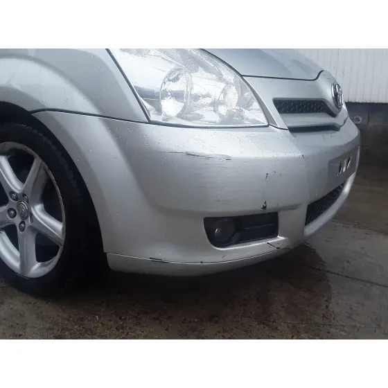 TOYOTA COROLLA VERSO (R1) '2006 2.2 D-CAT PLATA
