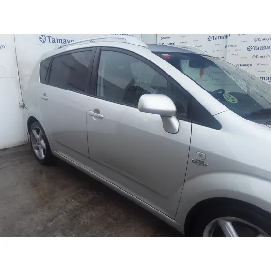 TOYOTA COROLLA VERSO (R1) '2006 2.2 D-CAT PLATA