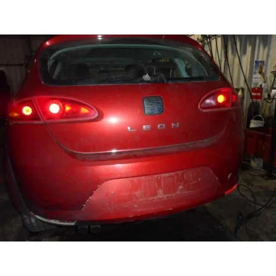 SEAT LEON (1P1) '2005 2.0 TDI GRANATE