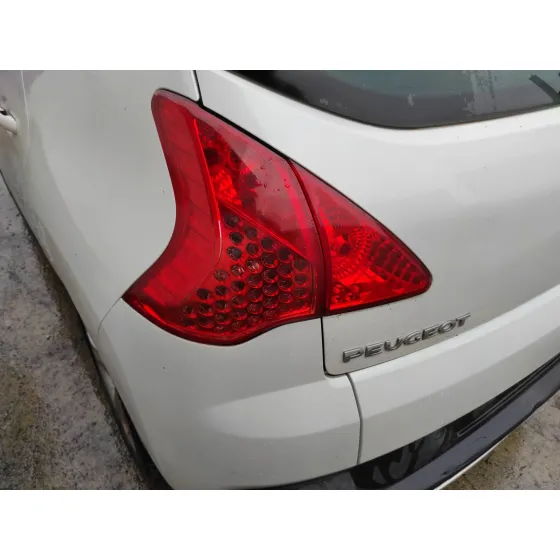 PEUGEOT 3008 '2010 1.6 HDI FAP CAT (9HZ / DV6TED4) BLANCO