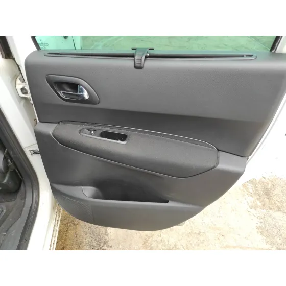PEUGEOT 3008 '2010 1.6 HDI FAP CAT (9HZ / DV6TED4) BLANCO