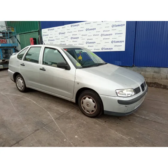 SEAT CORDOBA BERLINA (6K2) '2002 1.4 16V PLATA