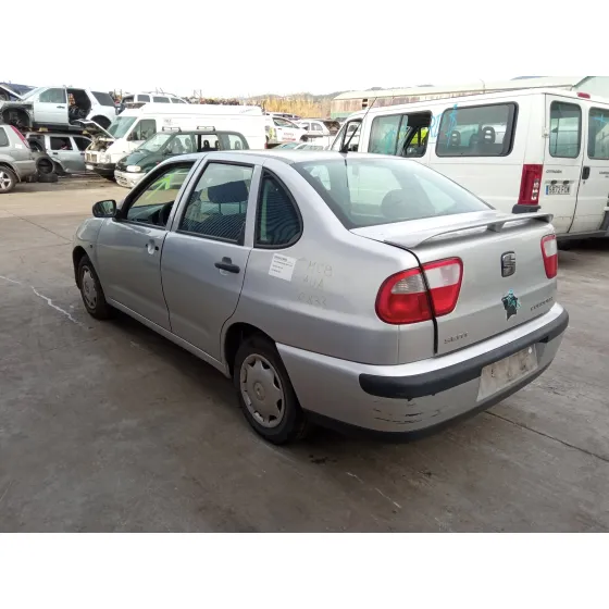 SEAT CORDOBA BERLINA (6K2) '2002 1.4 16V PLATA