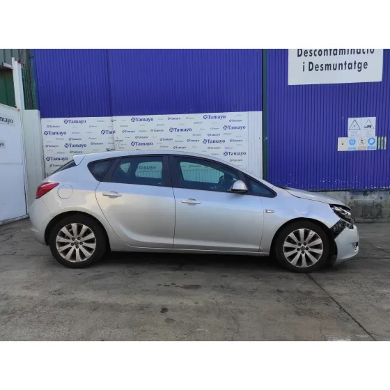 OPEL ASTRA J LIM. '2010 1.6 16V CAT PLATA