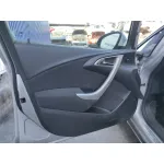 OPEL ASTRA J LIM. OPEL ASTRA J LIM. '2010 1.6 16V CAT PLATA 2009