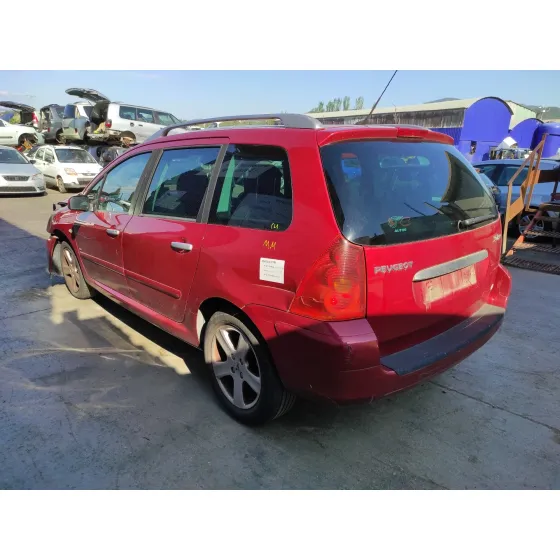 PEUGEOT 307 BREAK / SW (S1) '2005 2.0 16V HDI FAP CAT (RHR / DW10BTED4) ROJO