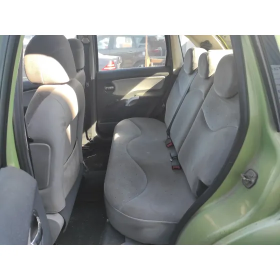 CITROEN C3 '2005 1.4 HDI VERDE OLIVA