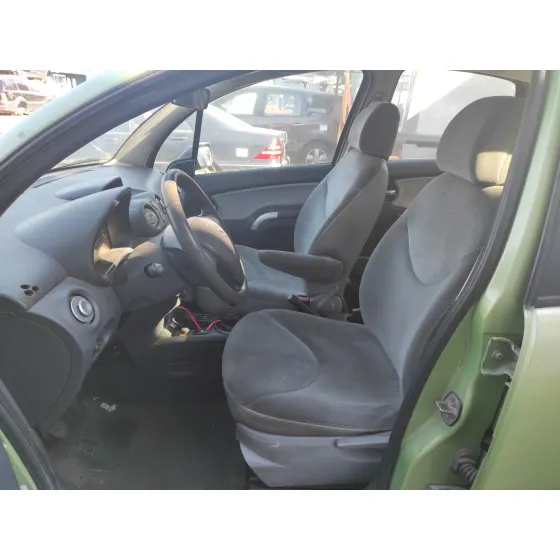 CITROEN C3 '2005 1.4 HDI VERDE OLIVA